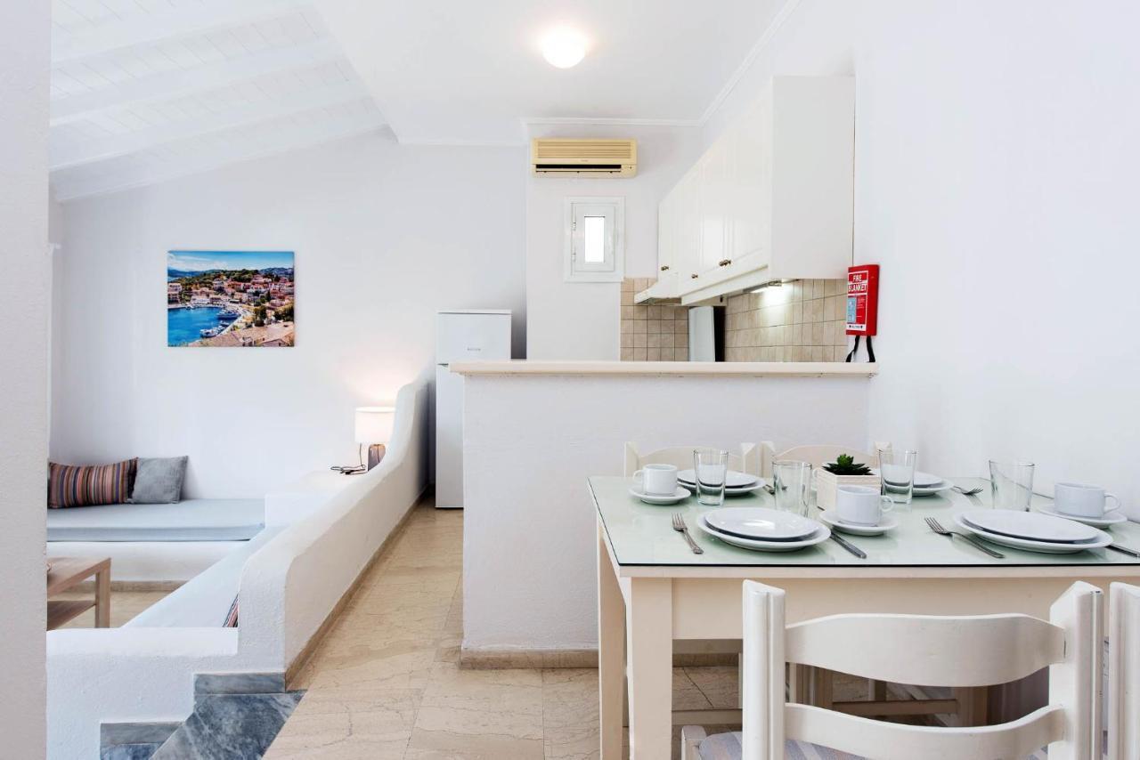 Balaris Apartments Kassiopi Zewnętrze zdjęcie